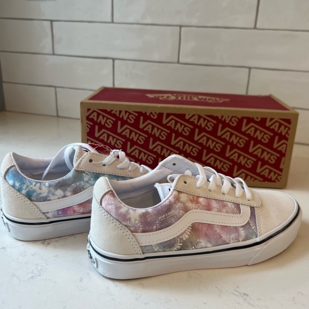 NWT! Vans Ward Pastel Heart Tie Dye Low Top Shoes Womens size 6 Brand new 🦄💜 - Picture 10 of 11